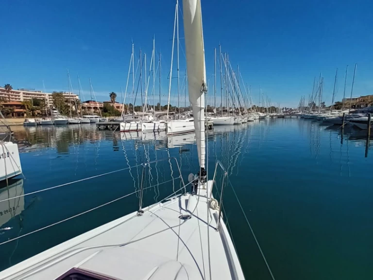 Alquiler Velero Bénéteau con o sin  título de navegación