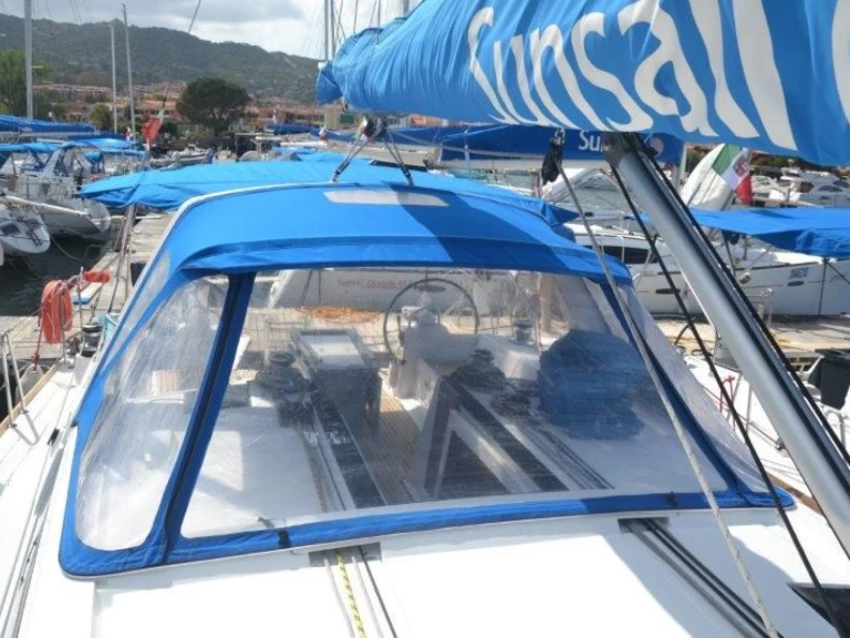 Alquiler de barcos Cannigione barato de Oceanis 48