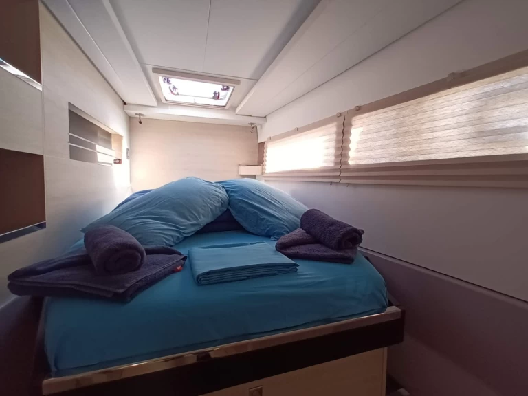 Alquiler Furnari - Leopard Catamarans / Robertson & Caine Leopard 45 en SamBoat