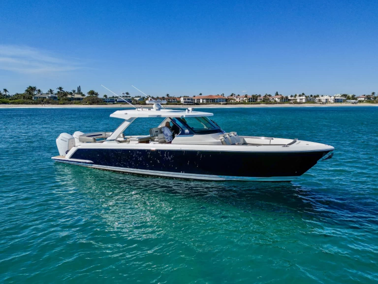 Alquiler de embarcaciones Tiara 43LS enWest Palm Beach en Samboat