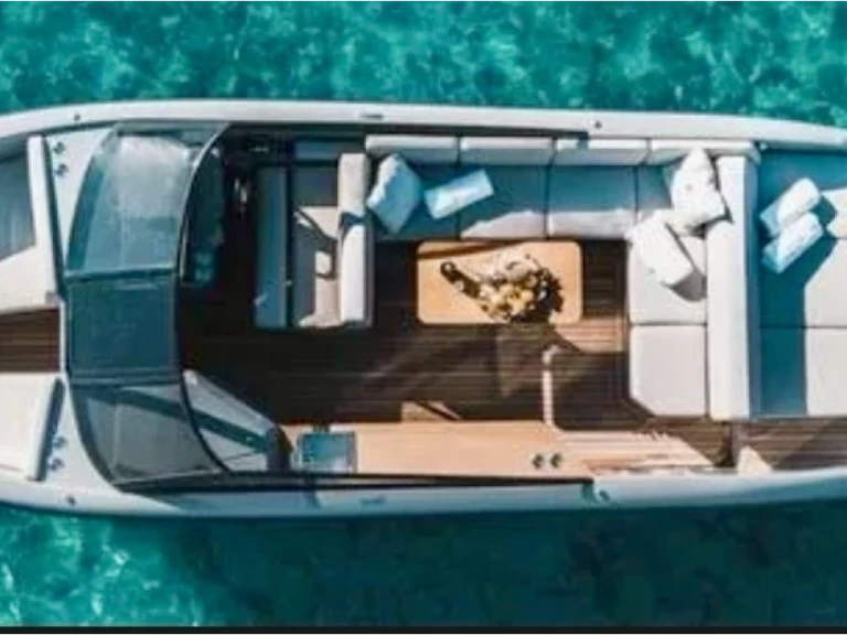 Rand Supreme 27 de alquiler a Riviera Beach