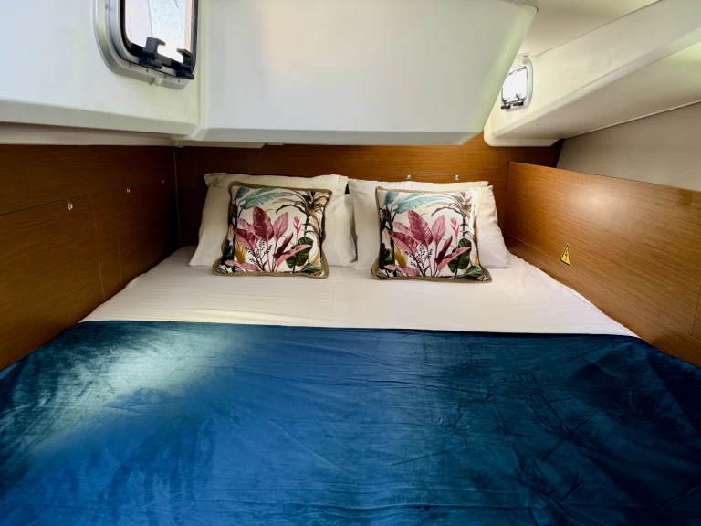 Jeanneau Sun Odyssey 490 de alquiler a Piso Livadi