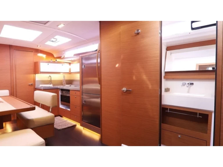 Alquiler Palermo - Dufour Dufour 470 en SamBoat