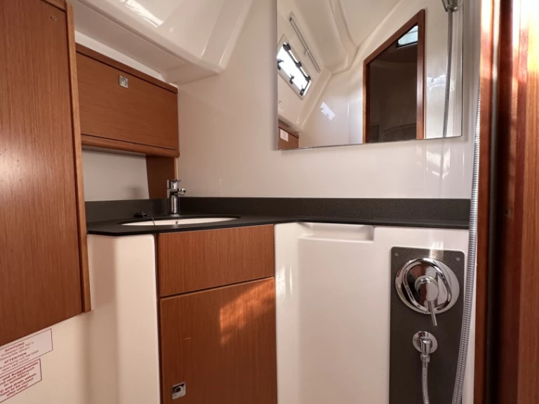 Alquiler Drage - Bavaria Cruiser 46 en SamBoat