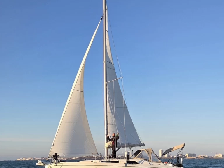 Velero para alquilar Les Sables-d'Olonne al mejor precio