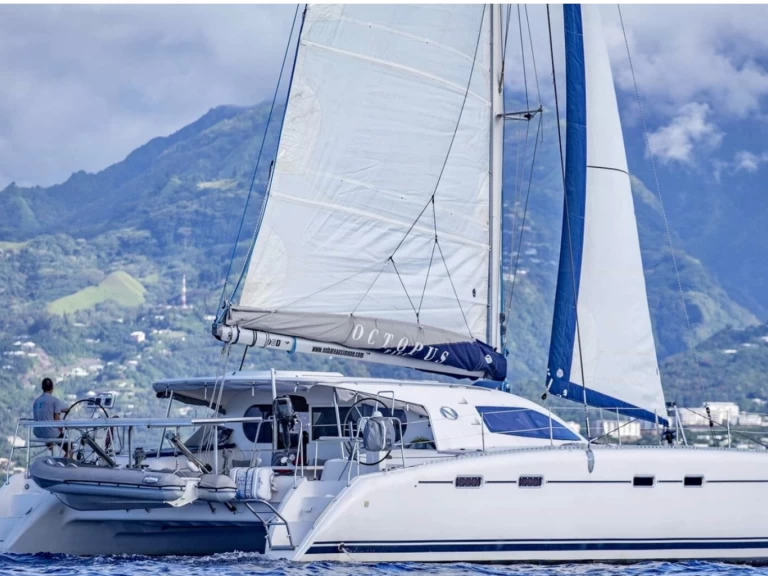 Alquiler de embarcaciones Nautitech Nautitech 47 enUturoa en Samboat