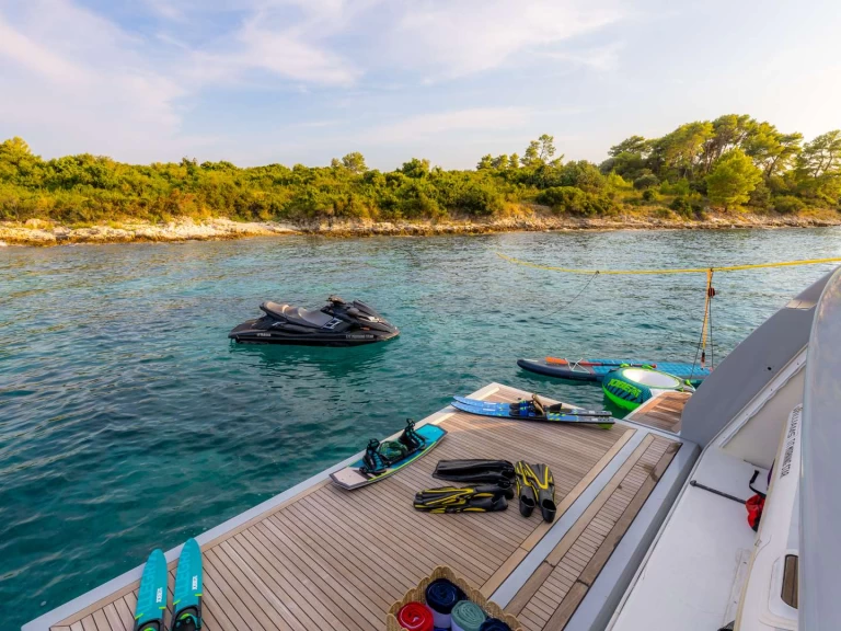 Alquiler de barcos Split barato de Morning Star