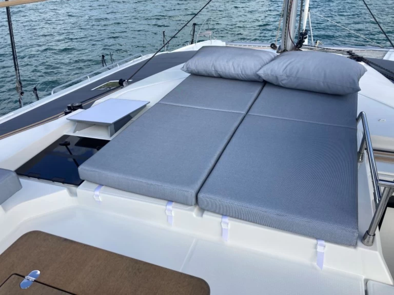 Alquiler Catamarán Fountaine Pajot con o sin  título de navegación