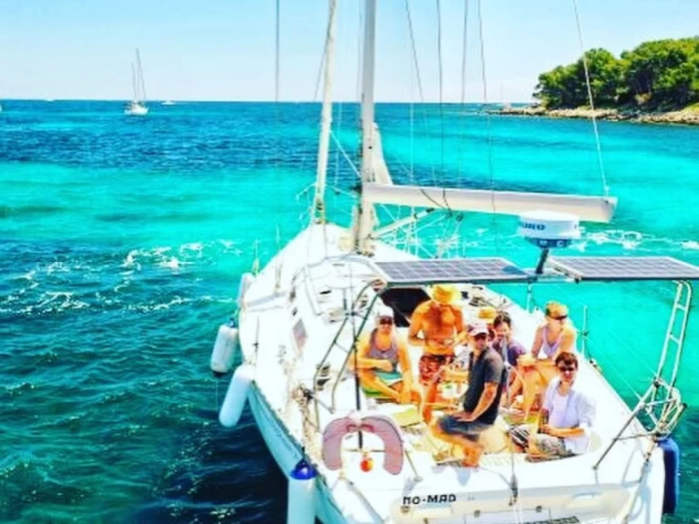 Alquiler de barcos Antibes barato de Sun Charm 39