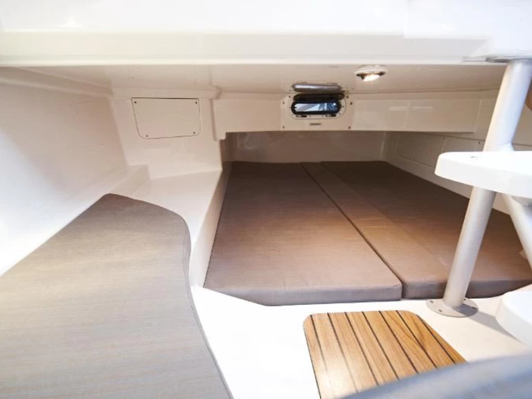 Alquiler de Quicksilver Activ 805 Cruiser en Tribunj