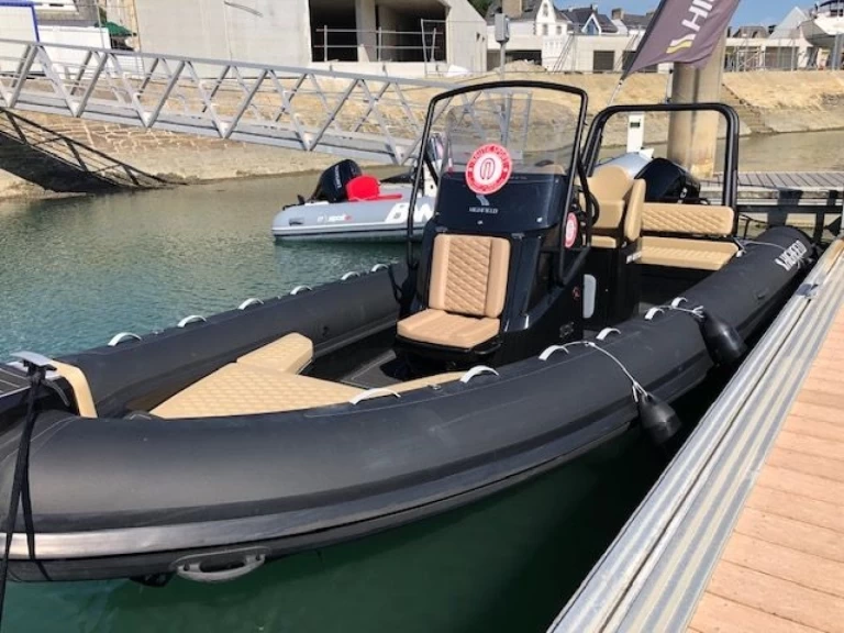 Highfield HIGHFIELD 700 de alquiler a La Trinité-sur-Mer