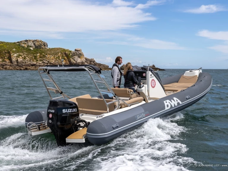 Alquiler Neumática en La Trinité-sur-Mer - Bwa Sport 26 GTO