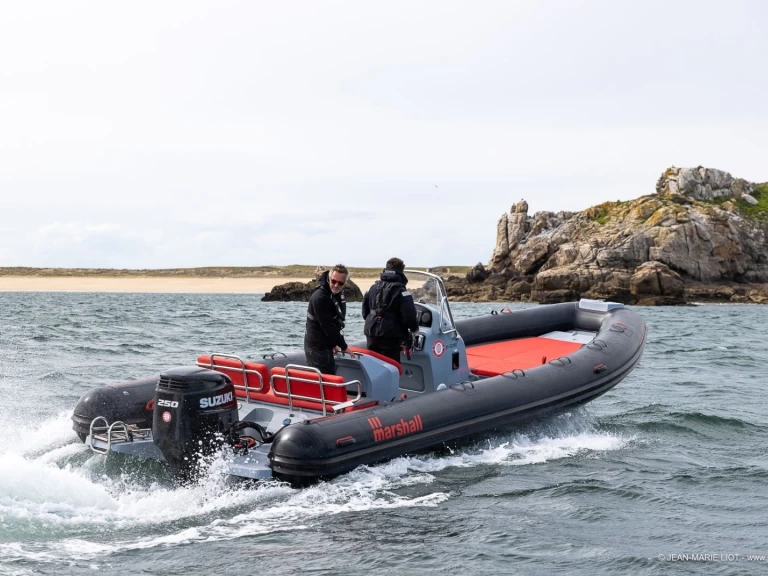 Alquiler de barcos La Trinité-sur-Mer barato de MARSHALL M6