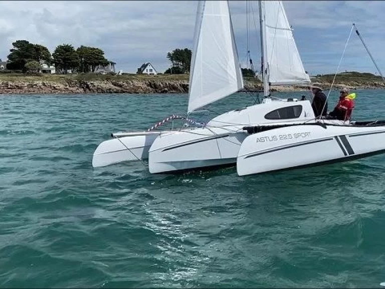 Velero para alquilar La Trinité-sur-Mer al mejor precio