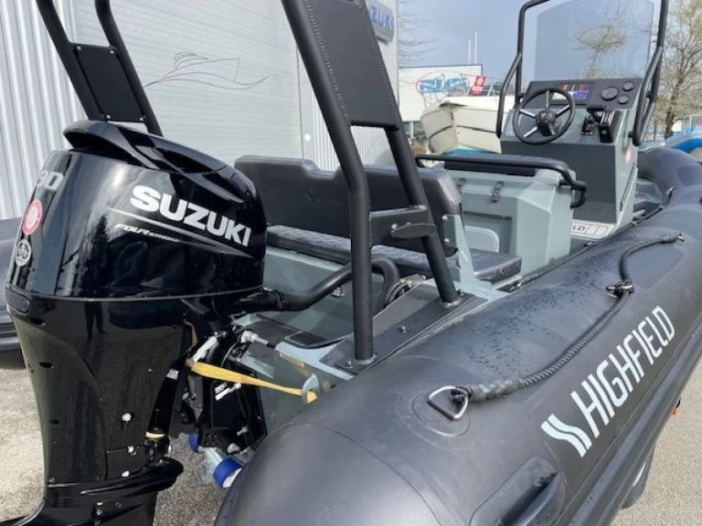 Alquiler de embarcaciones Highfield HIGHFIELD 54 PATROL COASTER enPort-Haliguen en Samboat