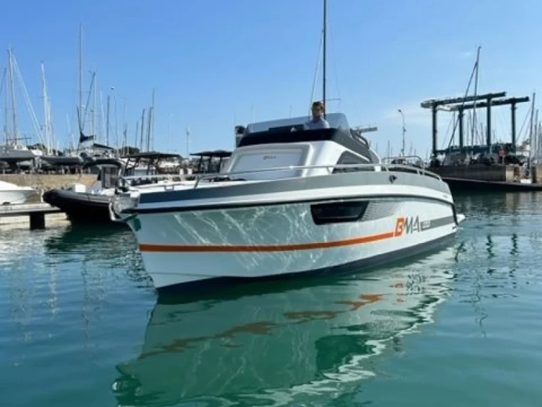 Alquiler de BMA BOATS BMA X233 en La Trinité-sur-Mer