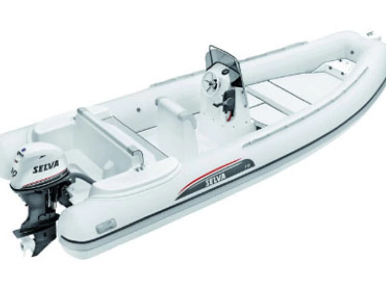 Alquiler de Selva Sport D.570 en Antibes