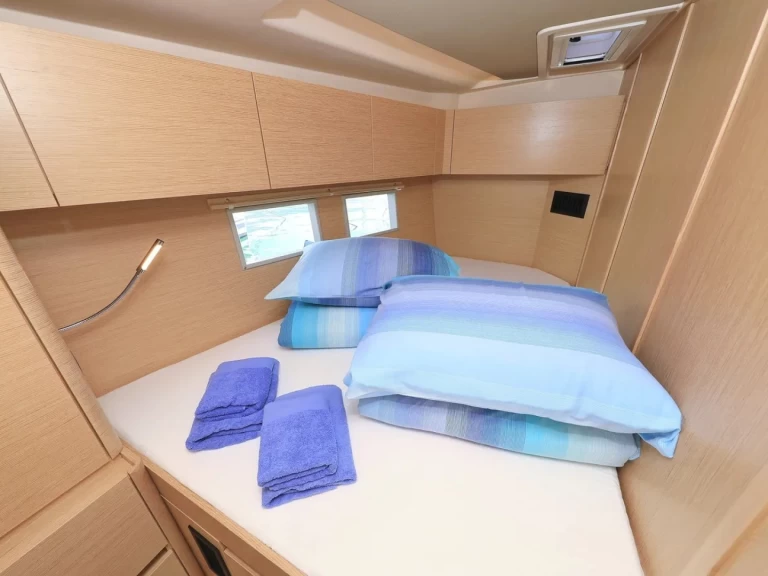 Velero para alquilar Salerno al mejor precio