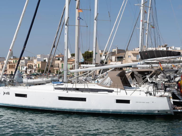Alquiler de Velero, con o sin patrón Jeanneau Palma de Mallorca