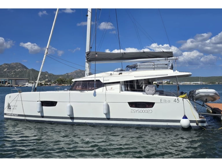 Alquiler Catamarán Fountaine Pajot con o sin  título de navegación