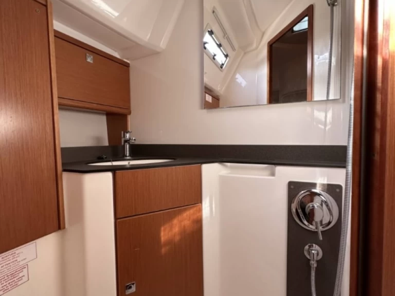 Alquiler de Bavaria Cruiser 46 en Lefkáda