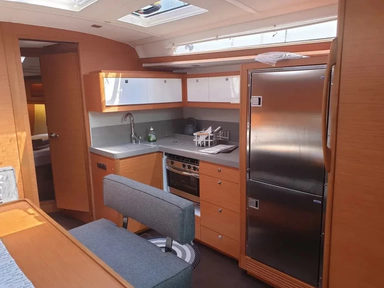 Alquiler Velero Dufour con o sin  título de navegación