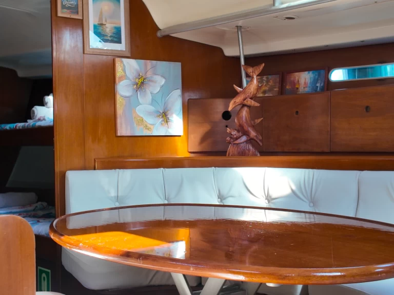 Alquiler de Velero, con o sin patrón Bénéteau Rhodes (Ciudad)