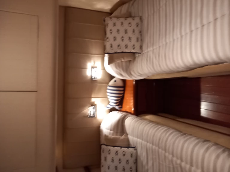 Alquiler Yate de lujo Rodman con o sin  título de navegación