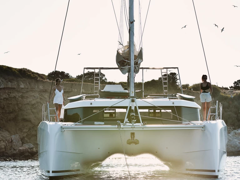 Alquiler de Dufour Dufour Catamarans 48 Sail en Salerno