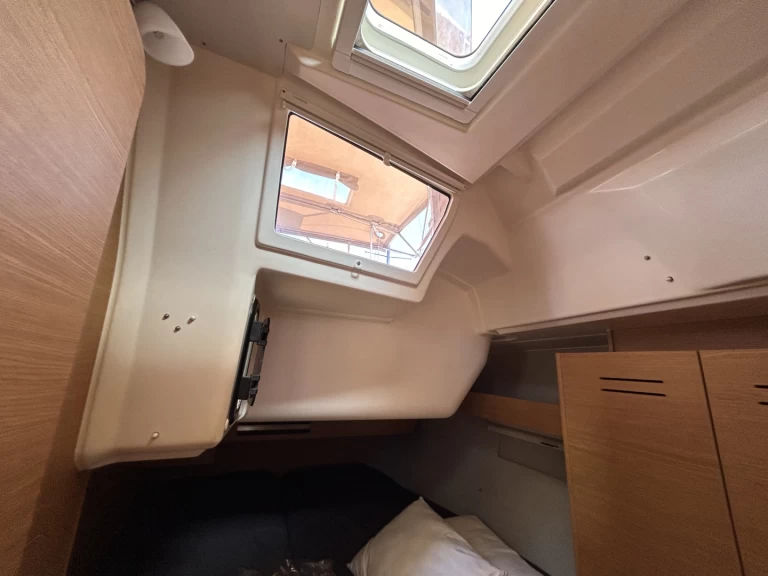 Alquiler de Velero, con o sin patrón Dufour Gouviá