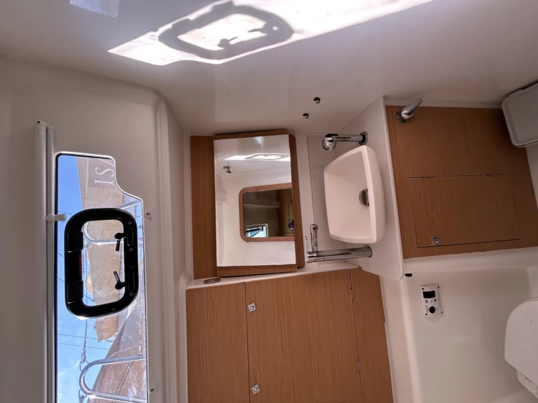 Alquiler de Dufour Dufour 460 Grand Large en Gouviá