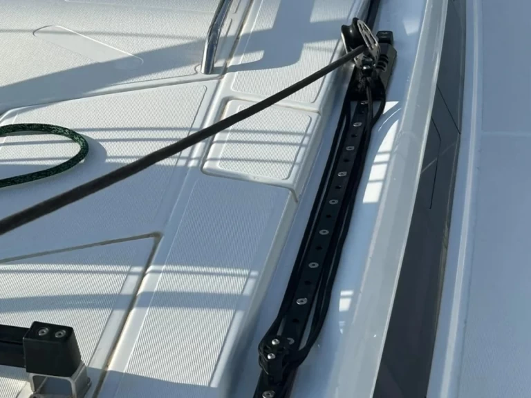 Alquiler de barcos Lávrio barato de First 44