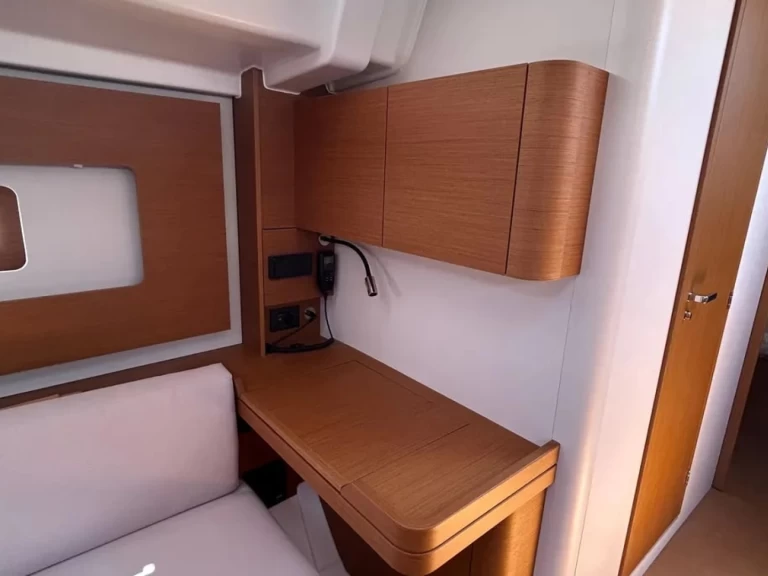 Alquiler de embarcaciones Bénéteau First 44 enLávrio en Samboat