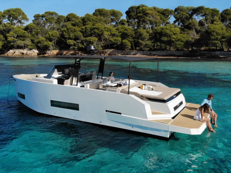 Alquiler Lancha De Antonio con o sin  título de navegación