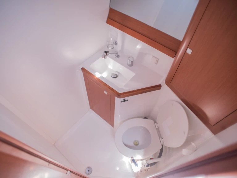 Alquiler de Bénéteau Oceanis 48 en Ávdira