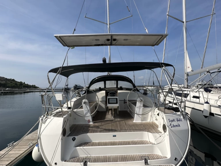 Alquiler de embarcaciones Bavaria Cruiser 51 enSukošan en Samboat