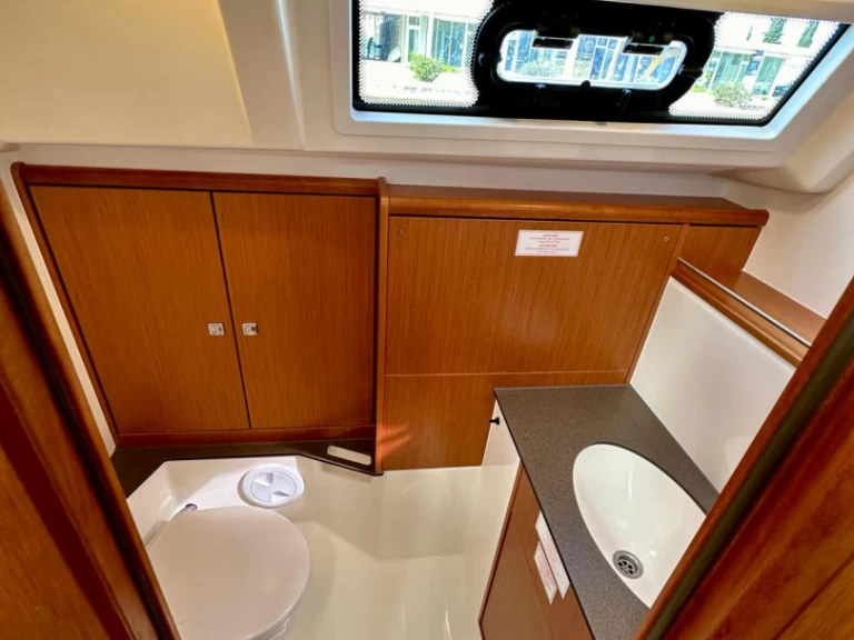 Alquiler de barcos Drage barato de Cruiser 37