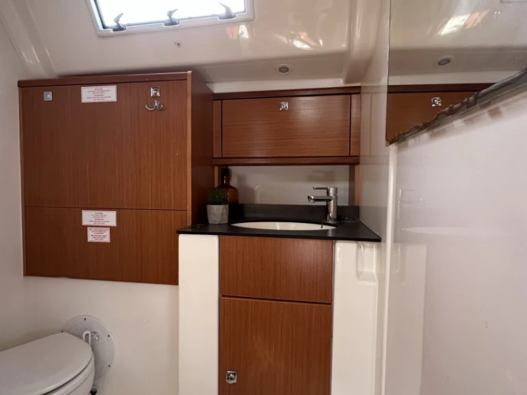 Alquiler de embarcaciones Bavaria Cruiser 51 enSukošan en Samboat