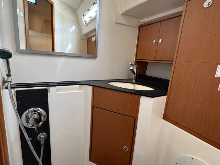 Velero para alquilar Sukošan al mejor precio