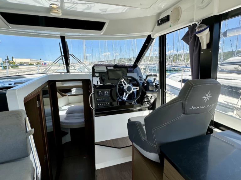 Alquiler de barcos Drage barato de Merry Fisher 1095 Fly