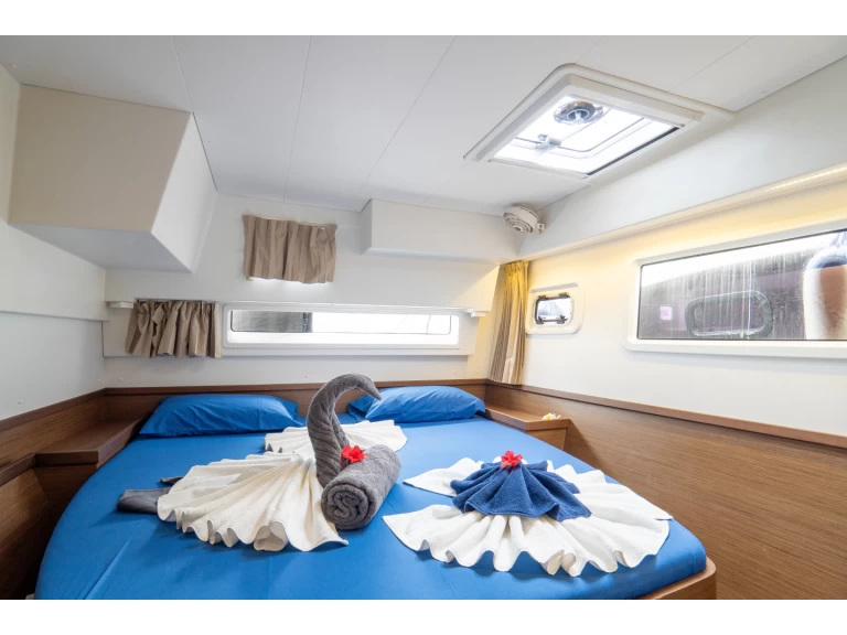 Alquiler Catamarán en Eden Island - Lagoon Lagoon 42