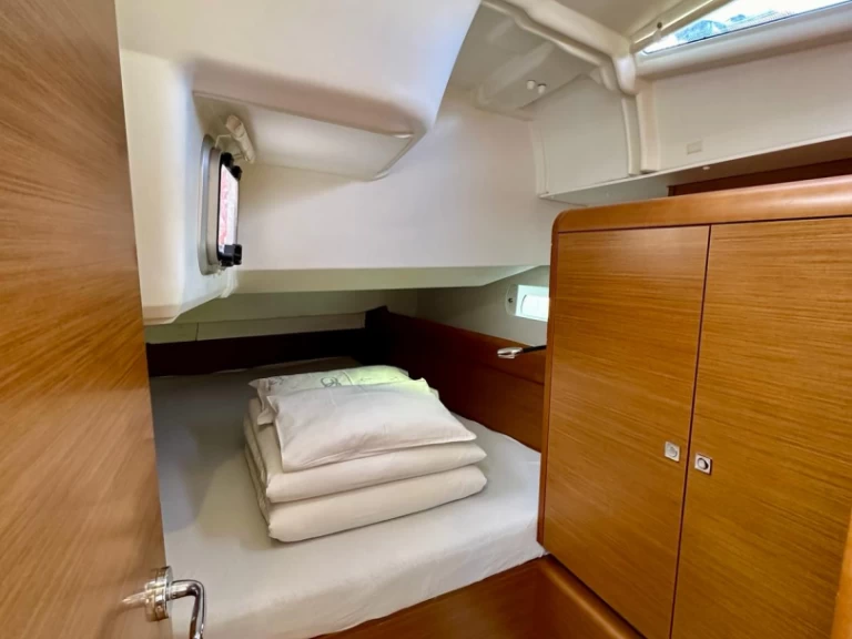 Alquiler de Jeanneau Sun Odyssey 449 en Sukošan