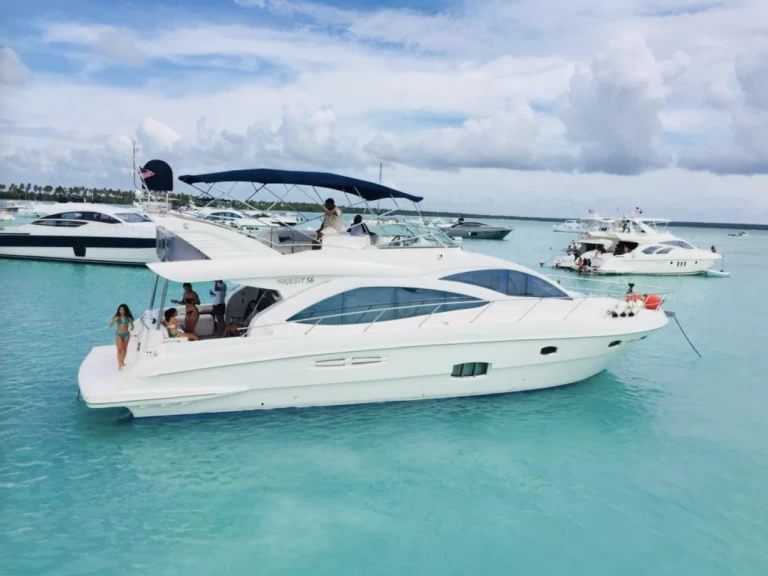 Alquiler de Lancha, con o sin patrón Azimut La Romana