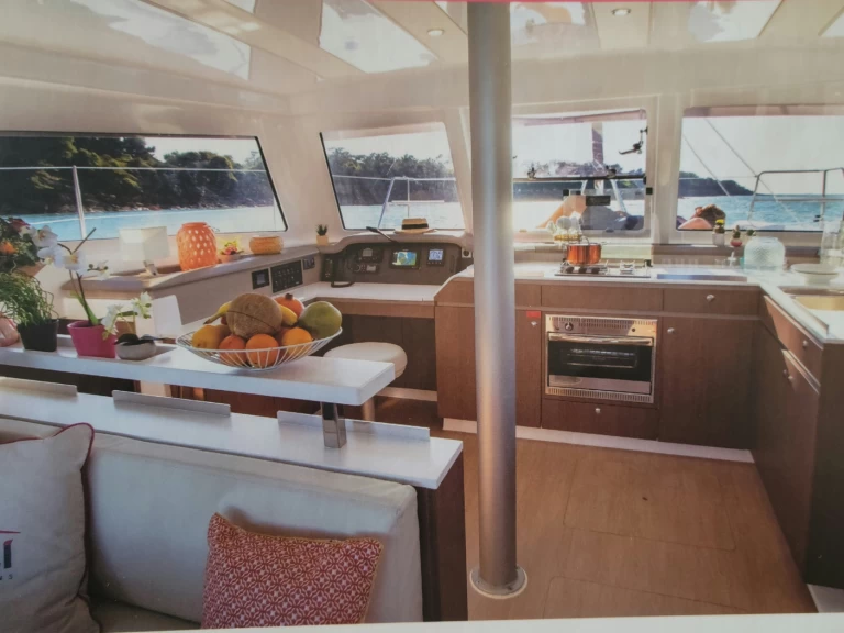 Alquiler Catamarán Bali con o sin  título de navegación