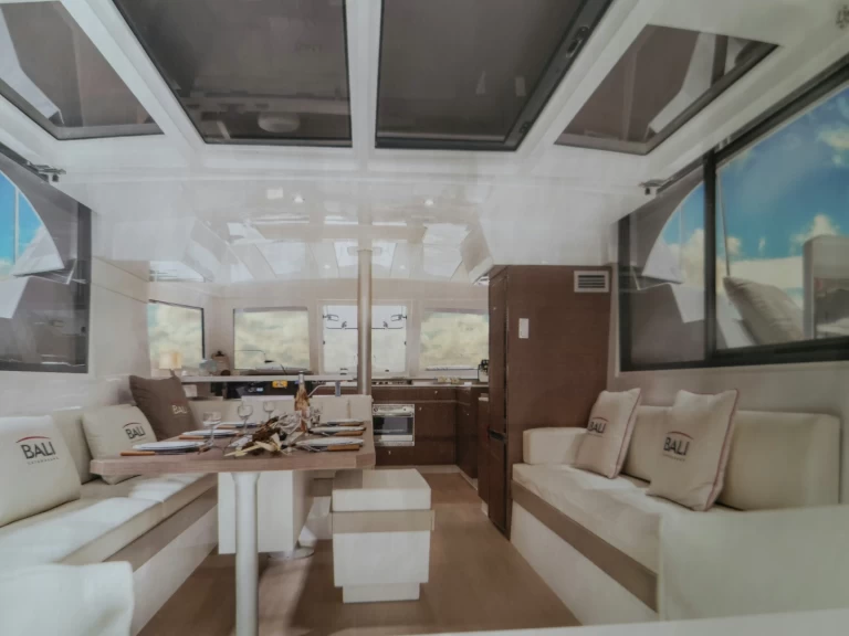 Catamarán para alquilar Parham Town al mejor precio