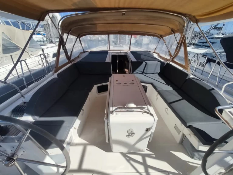 Alquiler Velero Bénéteau con o sin  título de navegación