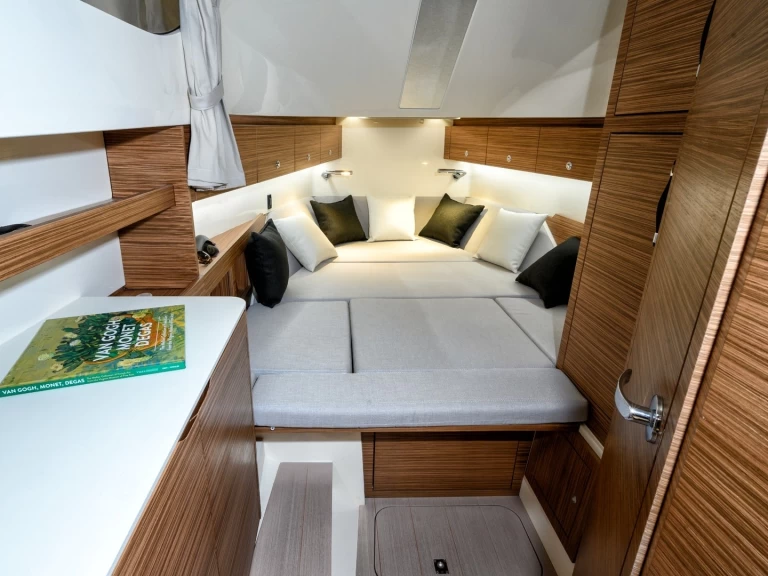 Alquiler Neumática Bwa con o sin  título de navegación