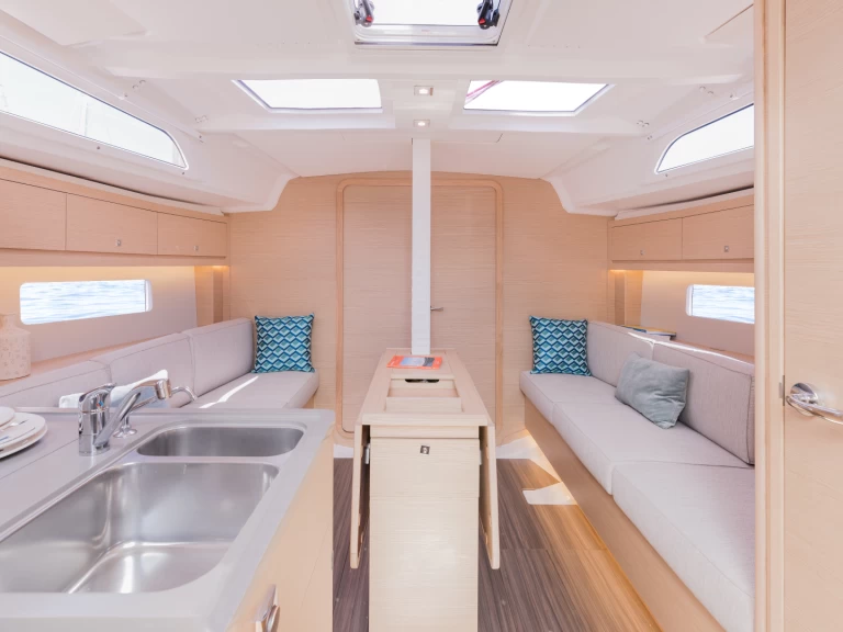 Alquiler Velero Dufour con o sin  título de navegación