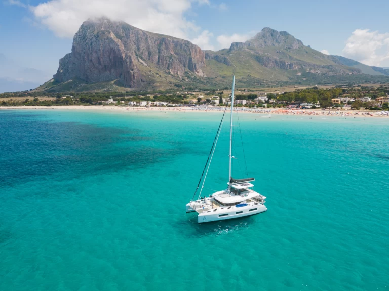 Alquiler de Catamarán, con o sin patrón Lagoon Castellammare di Stabia