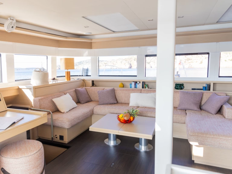 Lagoon Lagoon 55 de alquiler a Castellammare di Stabia